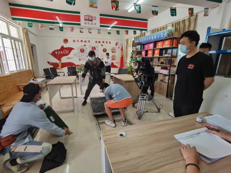追星女孩心理学分析报告：桐乡市广告片拍摄公司揭秘饭圈应援式传播逻辑